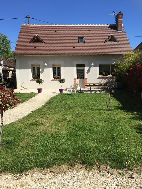 Gite Du Ruisseau De La Renne Thésée Esterno foto